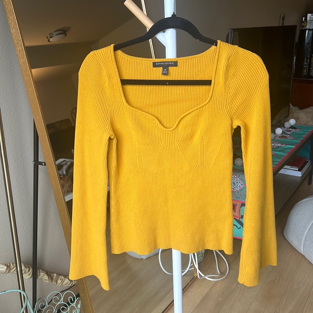 Banana Republic Mustard Yellow Full Sleeves Cotton Blouse/Top